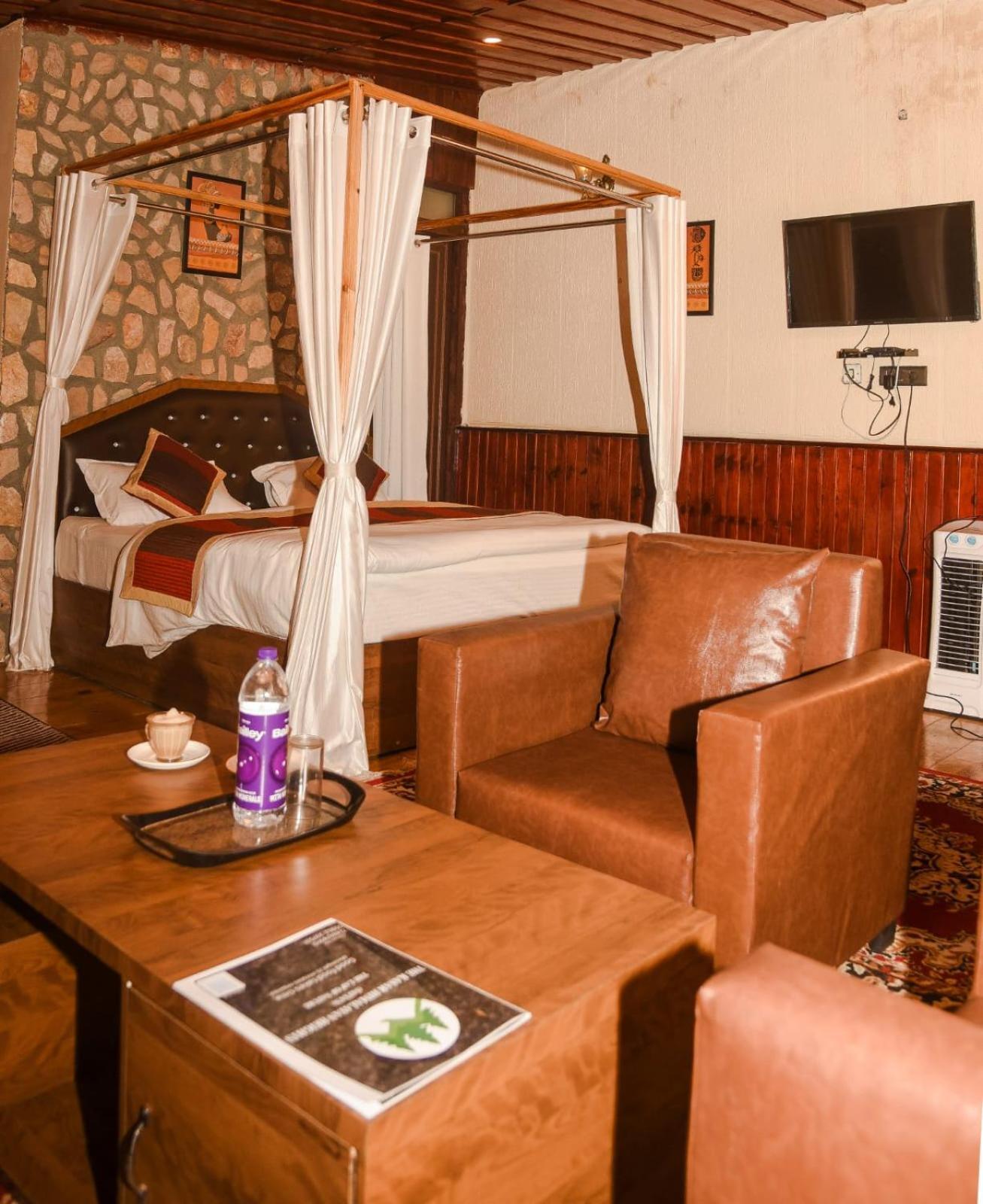 The Himalayan Heights Satya'S Kasardevi Hotel Almora Luaran gambar